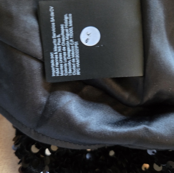 NWT WOMENS H&M BLACK SEQUINS & FRONT BOW CROPPED SHORT SLEEVE EVENING TOP SMALL - Picture 7 of 8